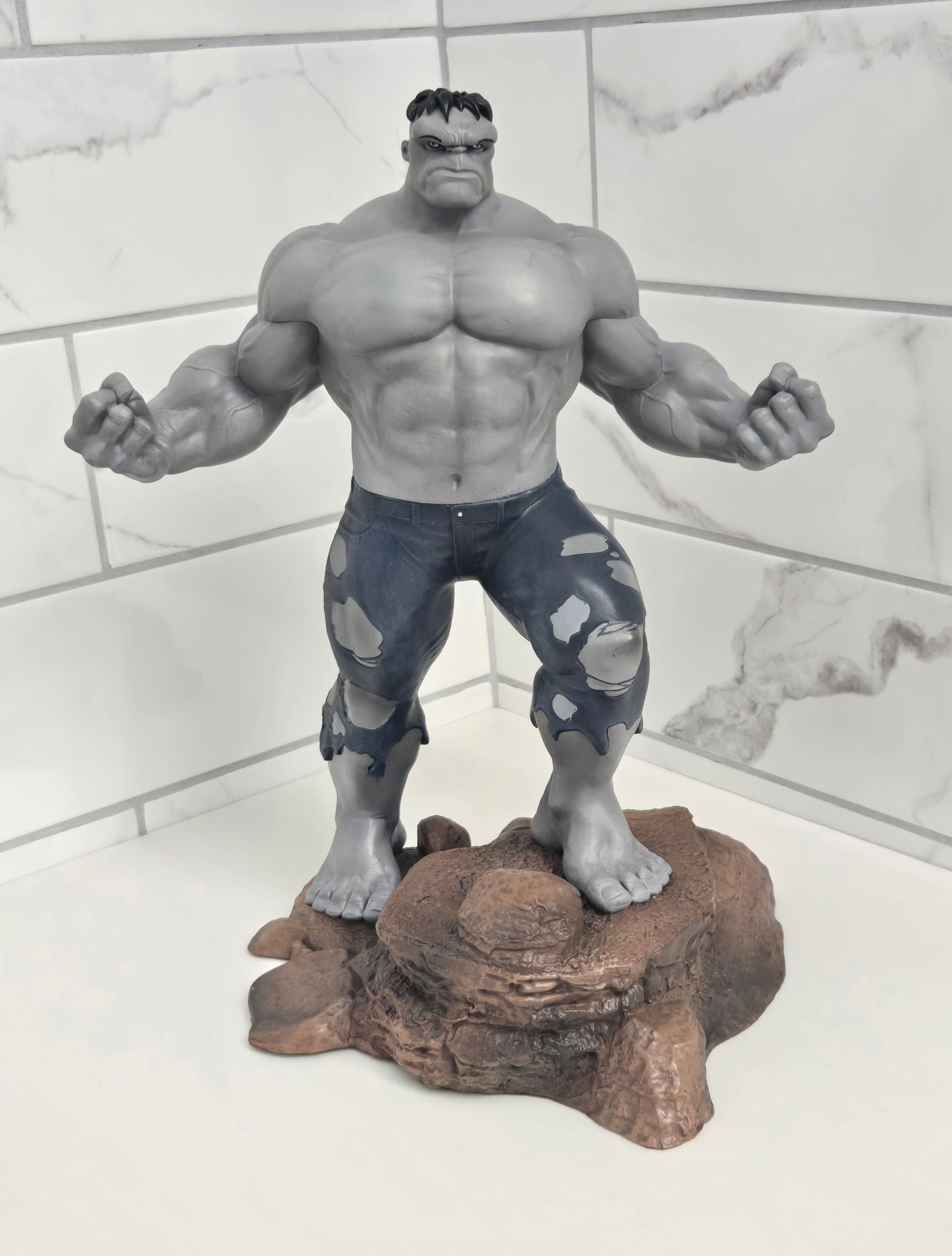 Gallery Grey Hulk PVC Statue 2018 SDCC PX Exclusive limited 5,000
