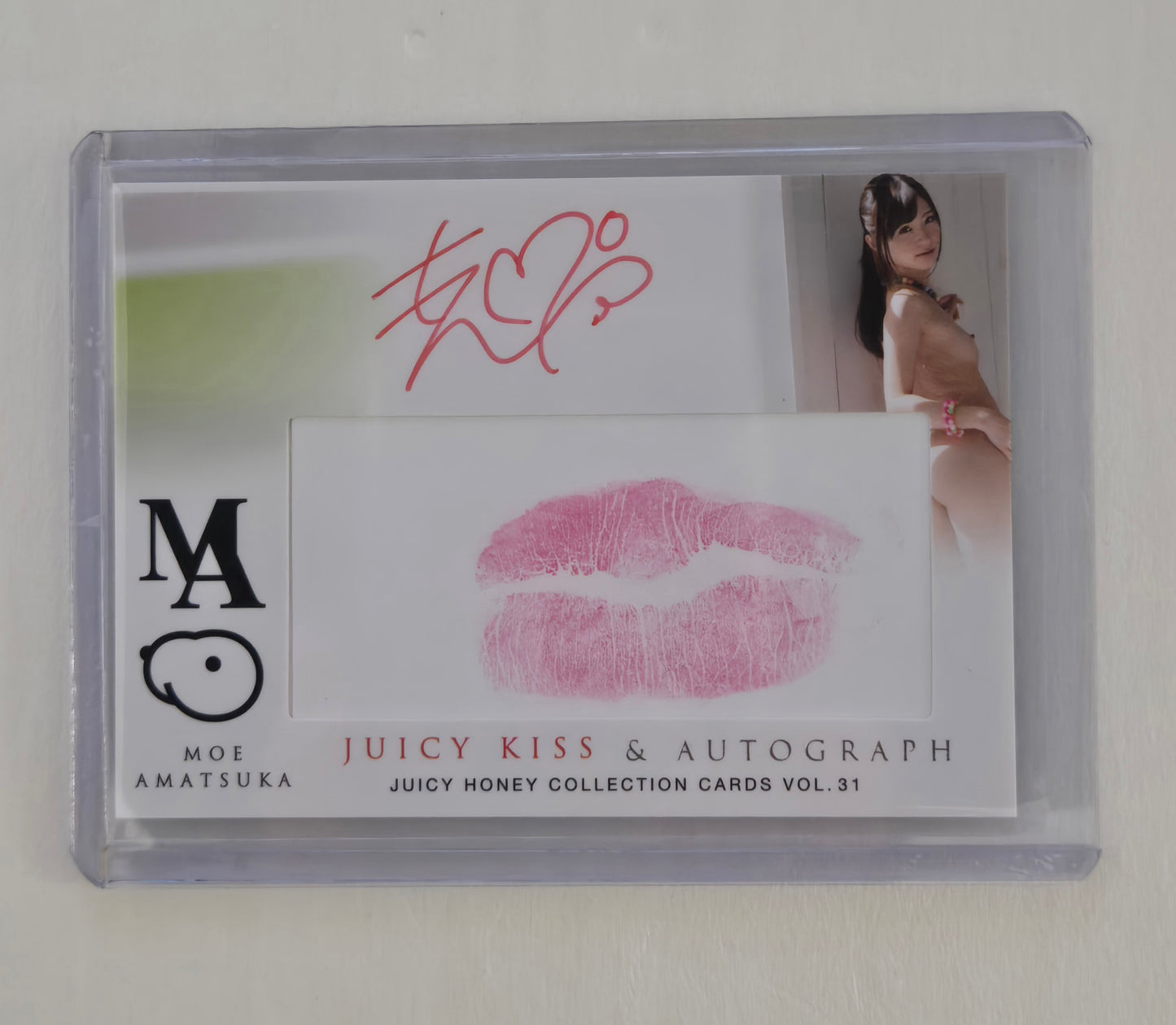Moe Amatsuka Kiss / Autograph KC 1/3 (16/50) - Juicy Honey Volume 31 (2015)